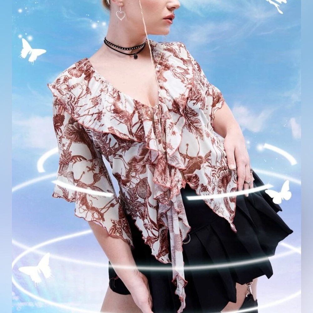 Mushroom ruffle tie top 🍄